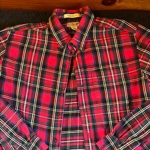 L.L. Bean Men's Red Plaid Button Down Shirt 100% cotton flannel